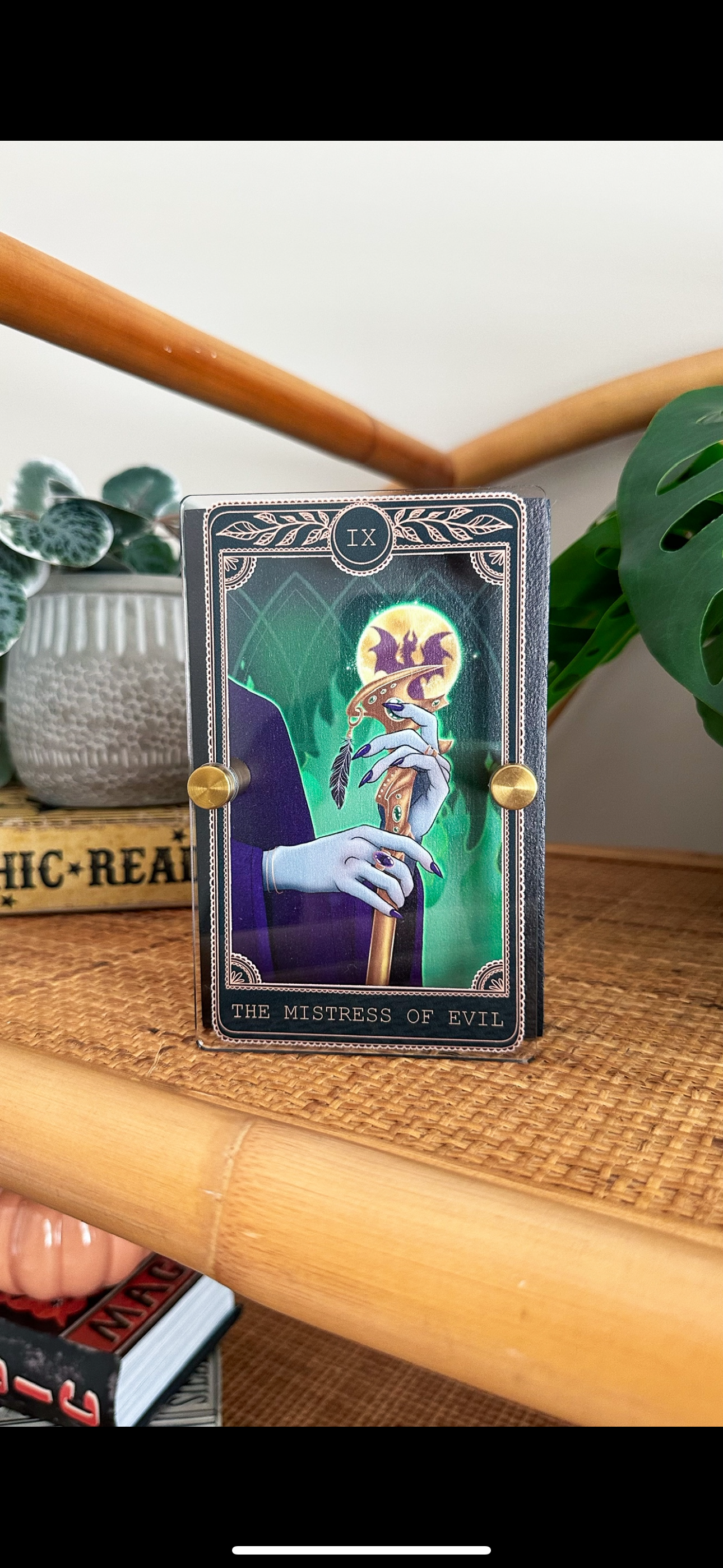 Mistress of Evil - Tarot Card Mini Sign