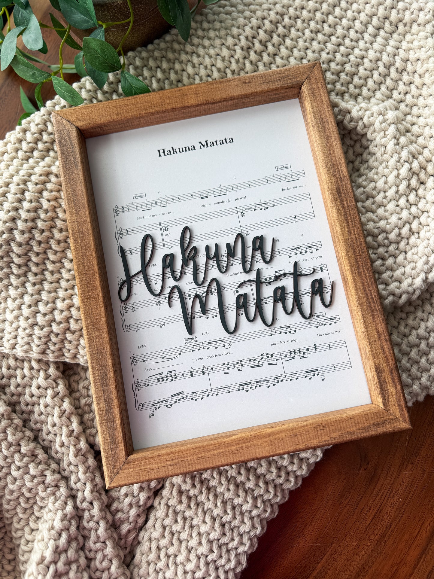 Hakuna - Magical Playlist Sign