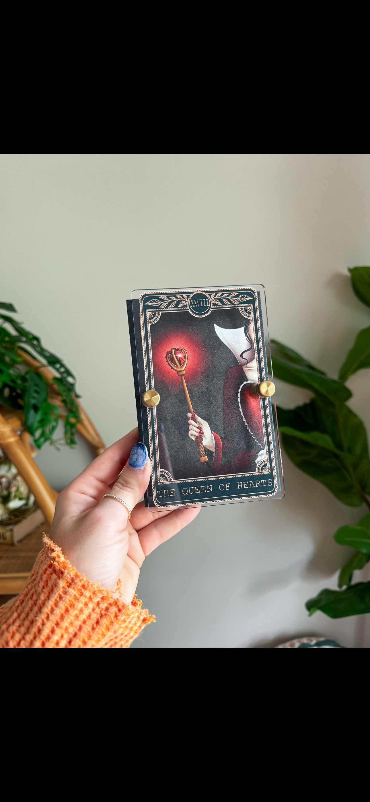 Queen of Hearts - Tarot Card Mini Sign