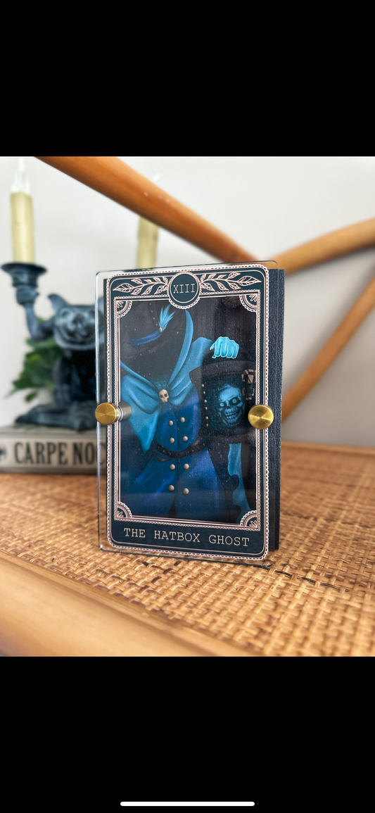 Hatbox Ghost - Tarot Card Mini Sign