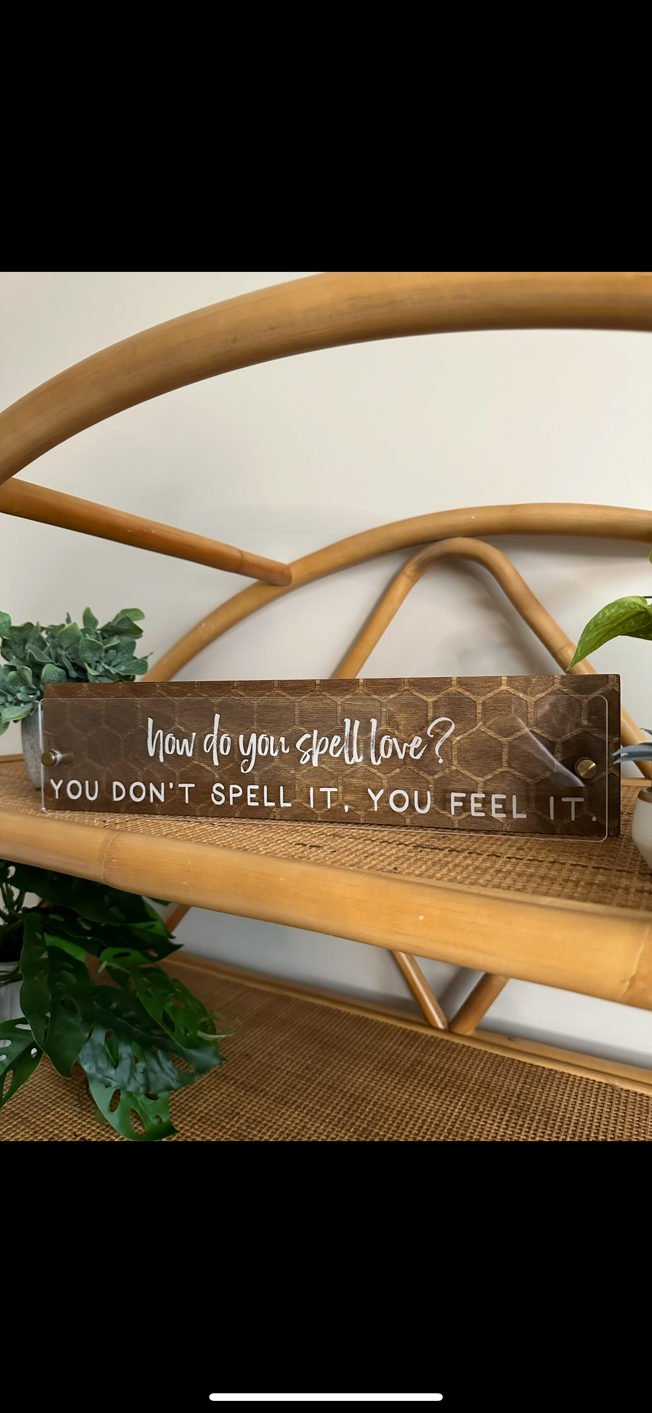 How do you spell love Block Sign