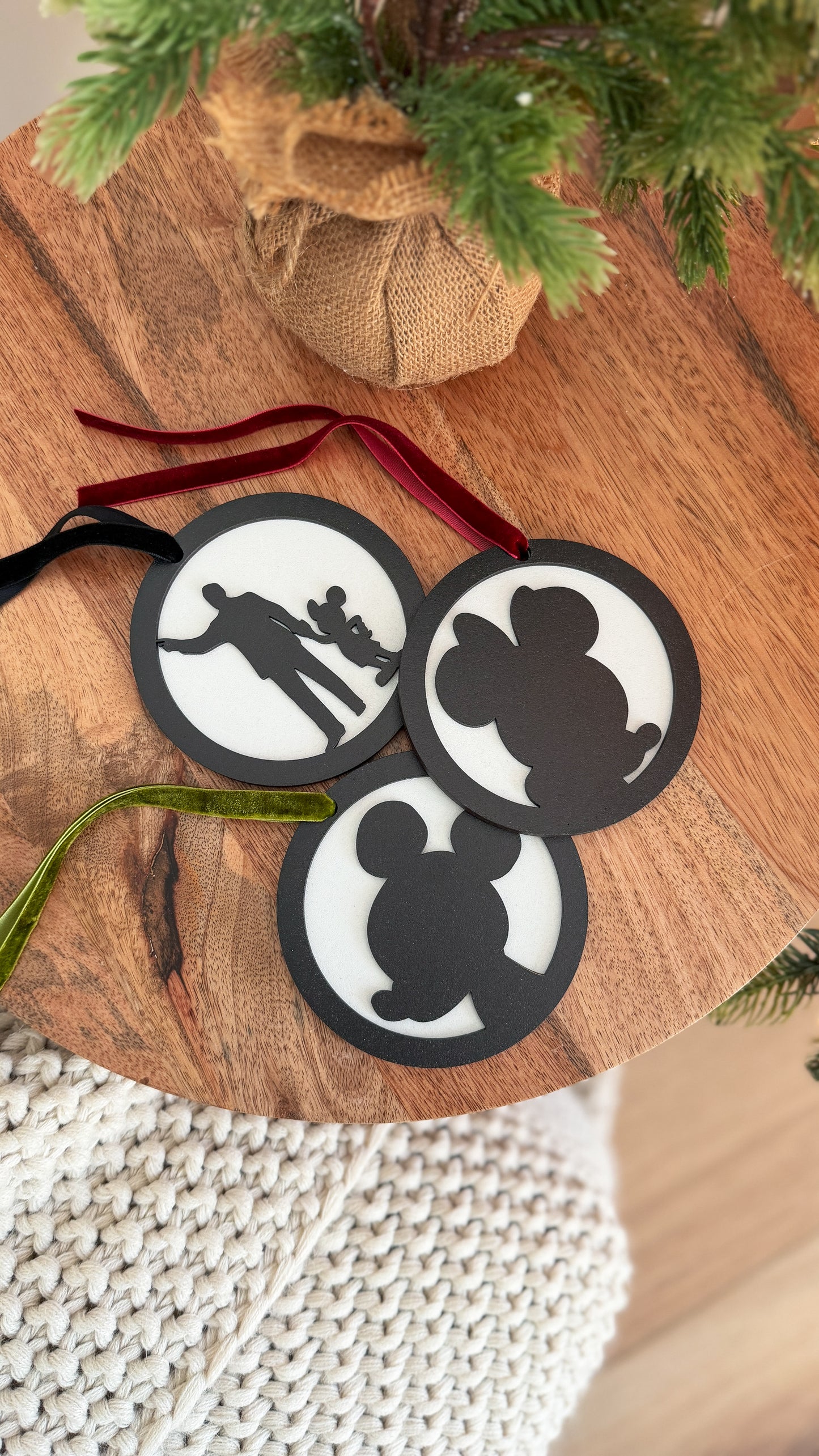 Silhouette Ornament Set
